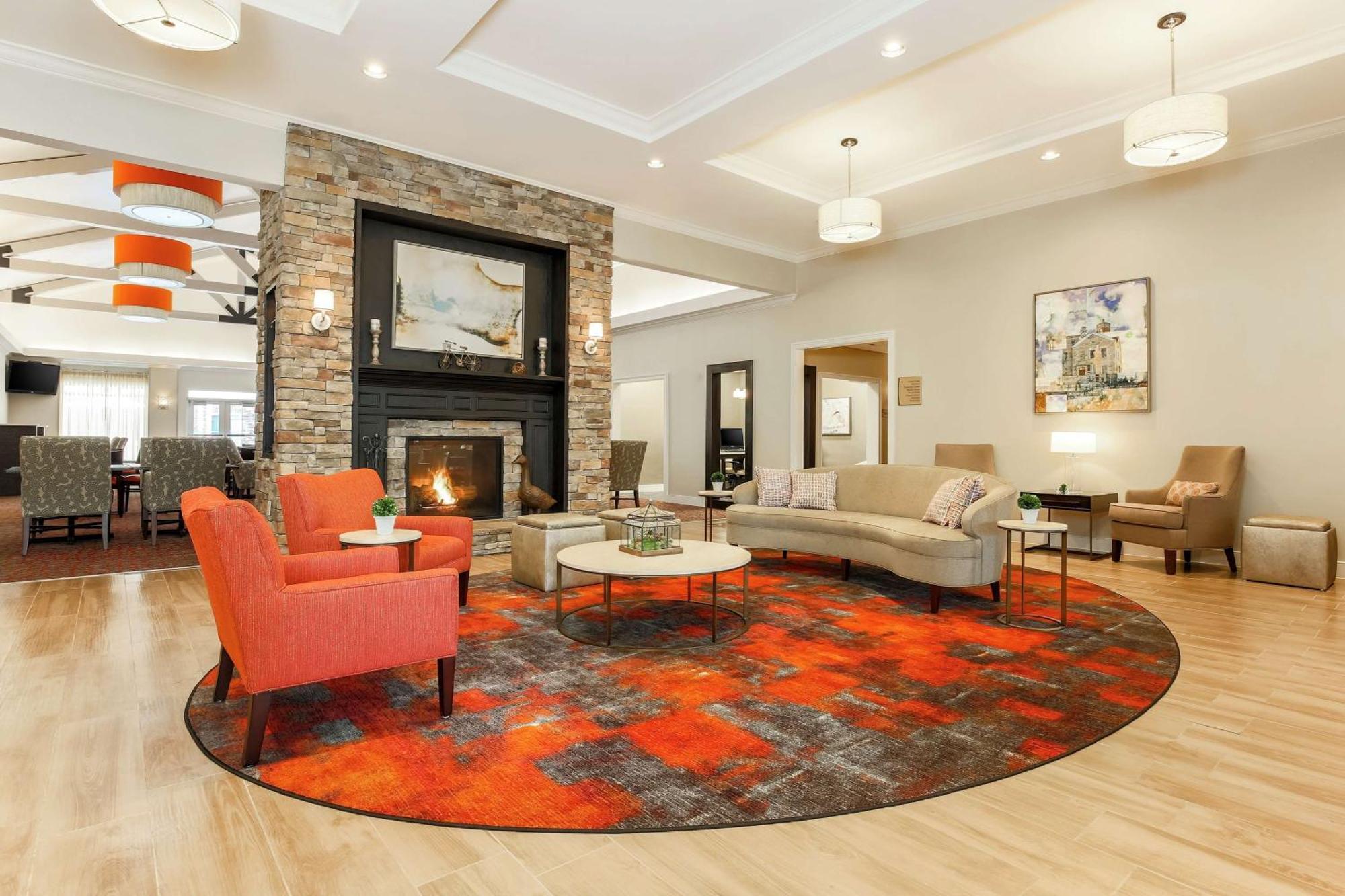 Hotel Homewood By Hilton Long Island-melville Plainview